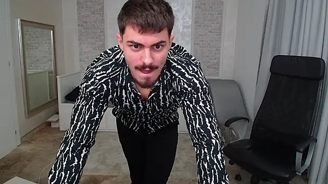 WilsonJules online show from December 2024 01:58:01 PM