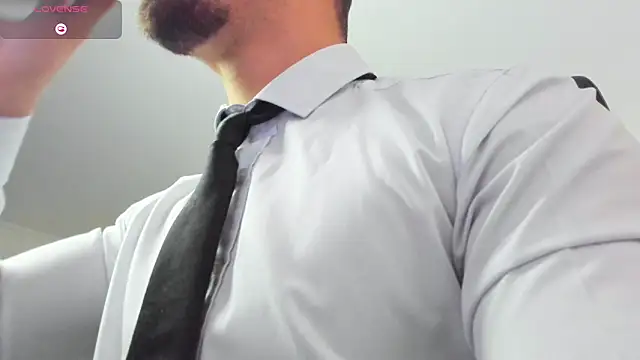 WilsonJules online show from October 2025 05:50:01 AM