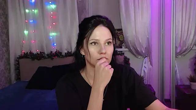 Zlata888 online show from January 2026 05:18:02 PM