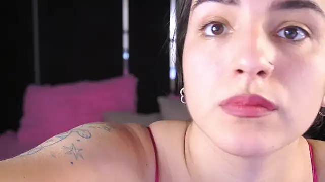 Daphne Moss online show from March 2025 01:51:01 PM