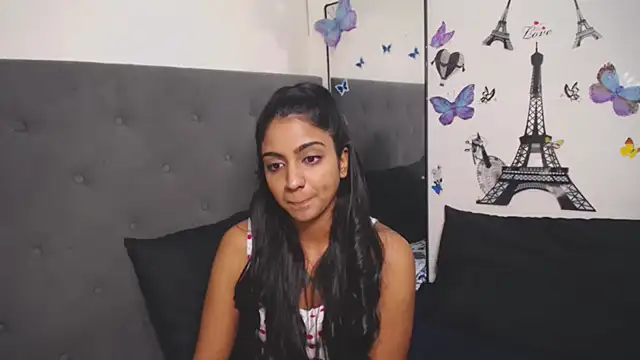 Delilah Blazee online show from October 2025 08:00:02 PM