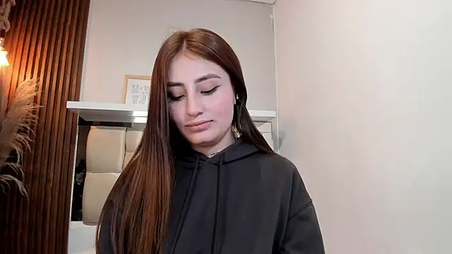 LANA-JONNES online show from January 2025 07:39:01 AM