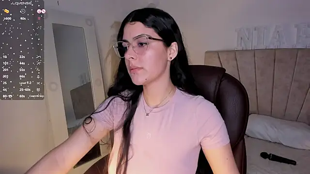  Niah  online show from February 2025 09:20:02 PM