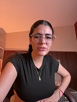 Snapshot of _Niah_ chatting on February 2026 08:49:01 PM Niah online show from February 2026 08:49:01 PM