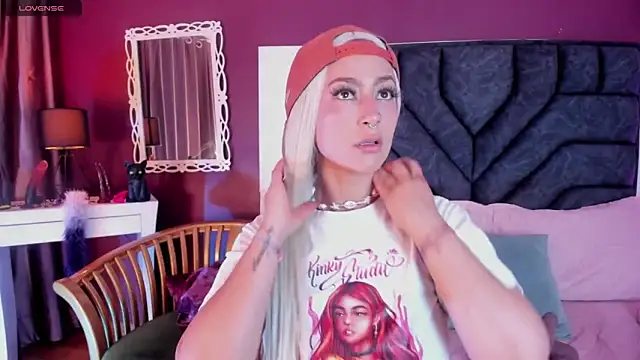 Mia-Bloom online show from January 2025 03:12:02 AM