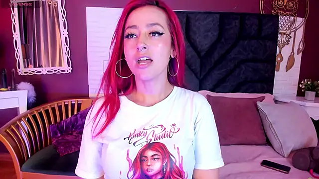 Mia-Bloom online show from March 2025 06:32:01 AM