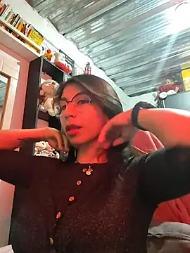 kateeen18 online show from December 2025 07:15:02 AM