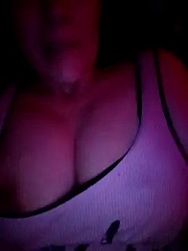 LeilaSaint online show from September 2025 05:13:01 PM