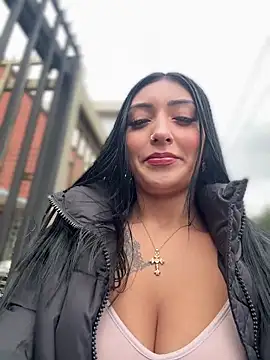 Kathy bella18 online show from December 2025 01:39:01 PM