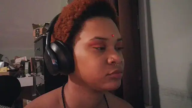 nickytheehawtie online show from February 2026 01:46:01 AM