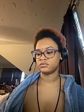 nickytheehawtie online show from March 2026 02:01:01 PM