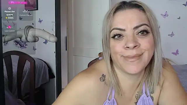 LIila28six online show from January 2025 02:13:01 PM