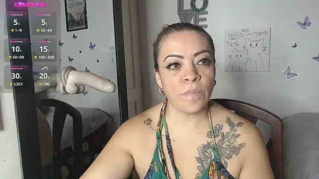 LIila28six online show from February 2025 10:46:01 AM