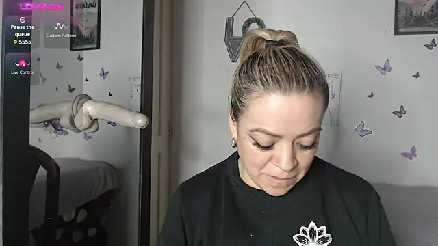 LIila28six online show from February 2025 03:07:01 AM