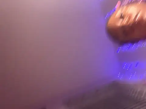 Kayyummy98 online show from April 2026 06:25:02 AM