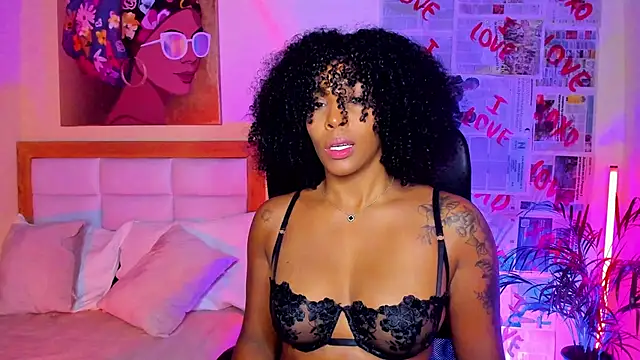 AitanaBrown  online show from February 2026 11:23:02 PM