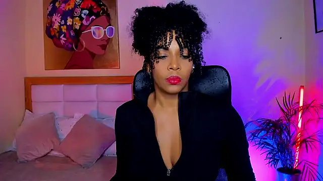 AitanaBrown  online show from March 2026 09:25:01 PM