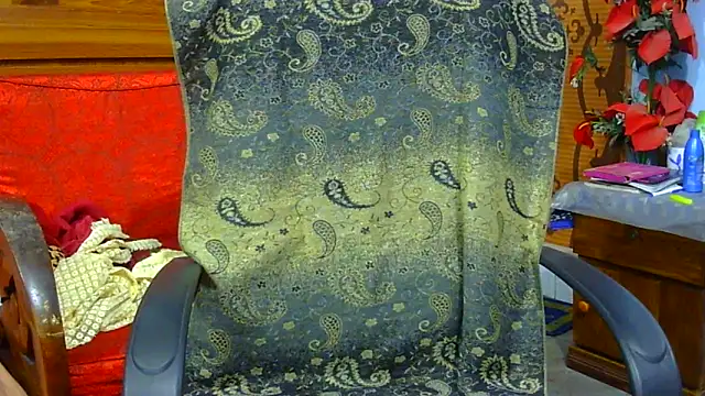 Snapshot of Daneldayna chatting on February 2025 01:25:02 PM Daneldayna online show from February 2025 01:25:02 PM