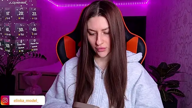 Elishka  online show from February 2026 08:56:02 PM