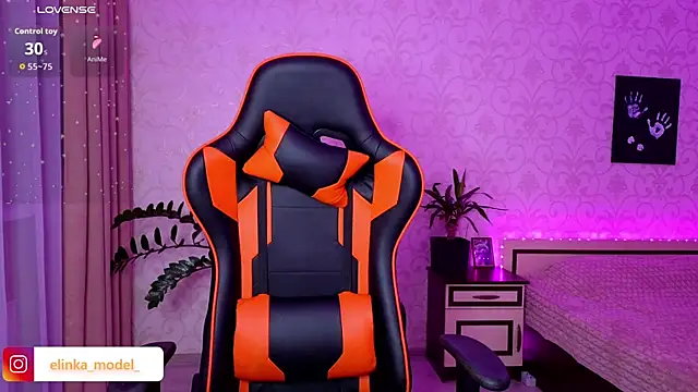 Elishka  online show from April 2026 08:28:02 PM