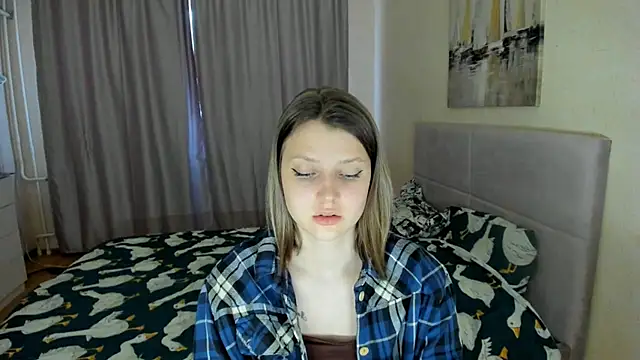 SoniNesti online show from September 2025 02:28:02 PM