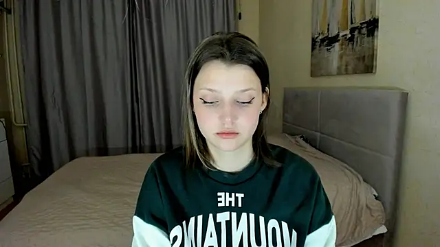 SoniNesti online show from October 2025 03:12:02 PM