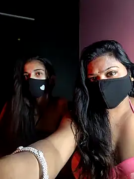 cutee  crazy online show from December 2025 01:29:01 PM