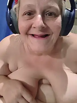 DavisDesires online show from July 2026 12:36:02 PM