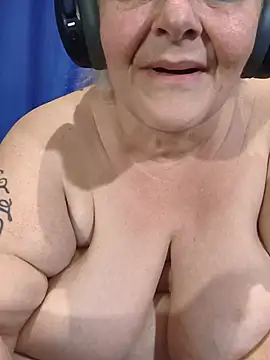 DavisDesires online show from July 2026 12:48:02 PM
