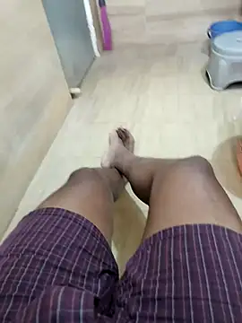 mkmony online show from October 2025 10:28:02 AM