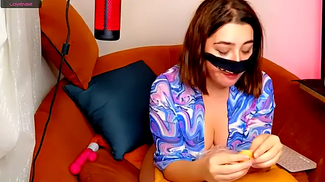  L0VE ME online show from January 2025 09:46:02 PM