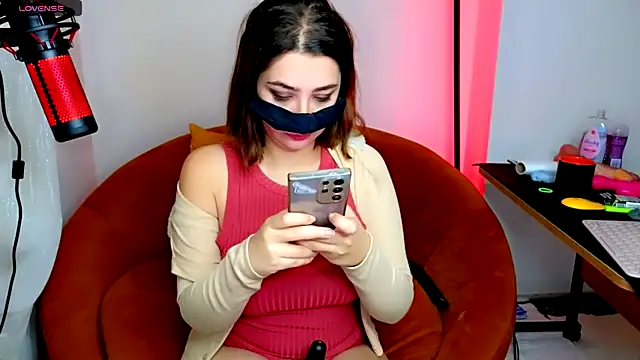  L0VE ME online show from January 2025 01:46:01 PM