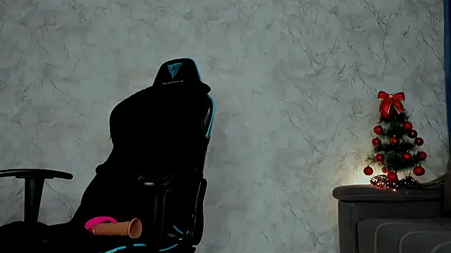 Emma7 online show from January 2025 04:04:01 AM