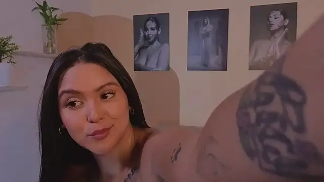 ToriCrossX online show from March 2026 06:09:02 PM