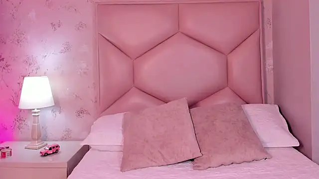 ambar sullivan online show from February 2025 11:54:01 AM