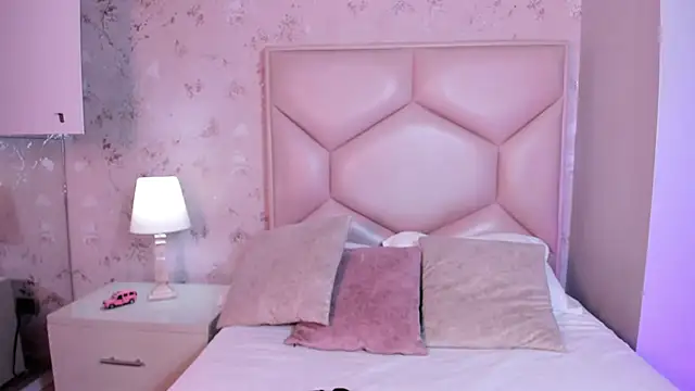 ambar sullivan online show from November 2025 11:35:01 AM