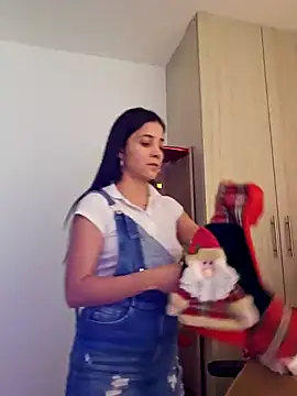 miaeyes online show from December 2024 03:32:01 PM