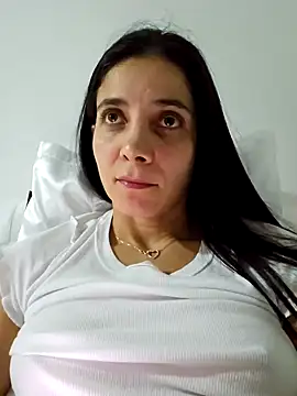 miaeyes online show from December 2024 01:40:02 AM