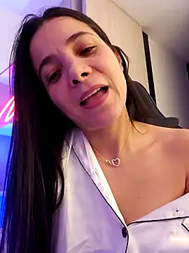 miaeyes online show from January 2025 04:48:01 AM