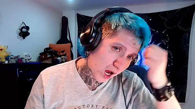 Marieblueeyes online show from February 2025 05:20:01 AM