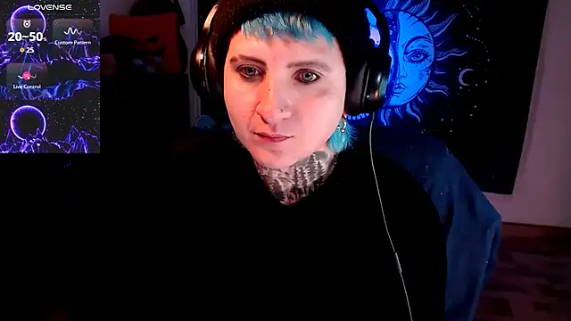 Marieblueeyes online show from February 2025 11:36:01 PM