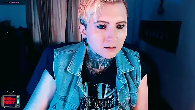 Marieblueeyes online show from December 2025 09:55:02 PM