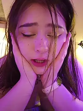 Yammy Yumi online show from January 2026 05:27:02 PM