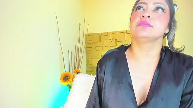 Julia Haye online show from January 2025 07:25:02 AM