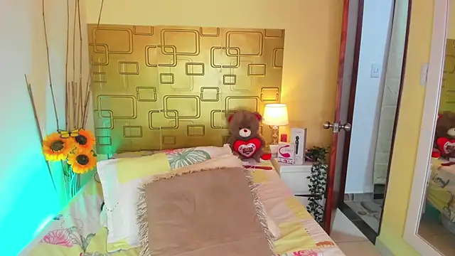 Julia Haye online show from February 2025 11:02:01 AM