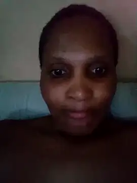 Nonelela online show from October 2025 08:11:02 PM