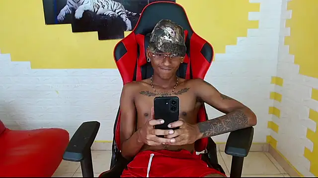 ManSant online show from February 2025 05:37:01 PM