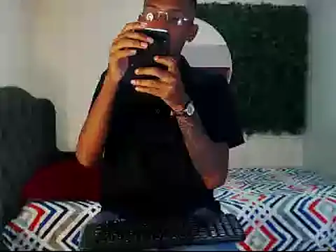 ManSant online show from February 2025 03:09:02 PM