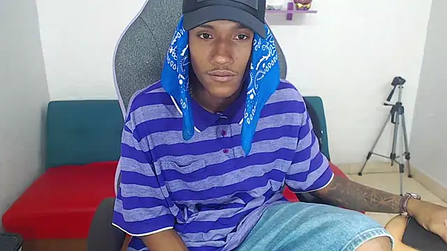 ManSant online show from March 2025 03:07:01 PM