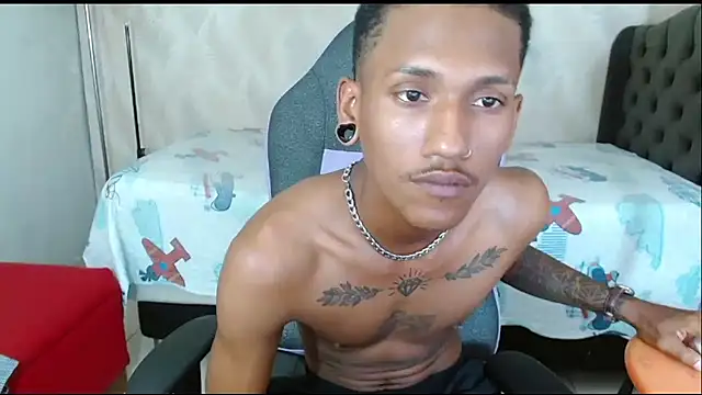 ManSant online show from March 2025 06:36:01 PM